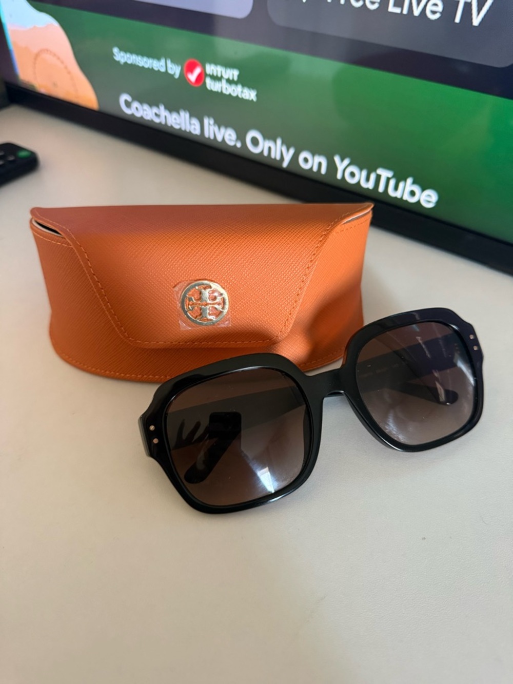 Tory Burch Black Oversized Geometric Sunglasses with Brown Gradient Lenses